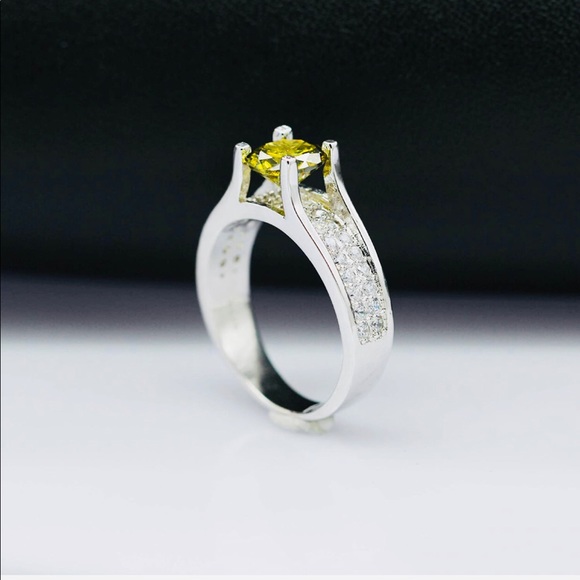 Platinum Plated Round Ring  Cut AAA Cubic Zirconia - Picture 2 of 5
